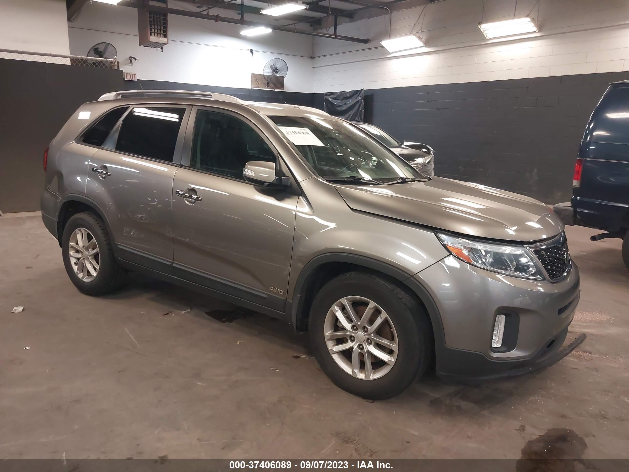 KIA SORENTO 2015 5xyktda79fg602532