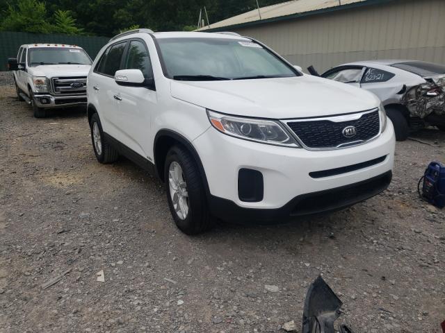 KIA SORENTO LX 2015 5xyktda79fg638656