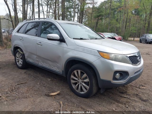 KIA SORENTO 2011 5xyku3a12bg035285