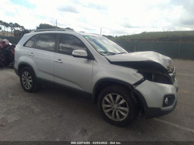 KIA SORENTO 2011 5xyku3a15bg100811