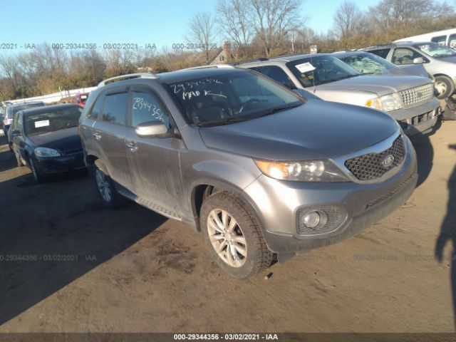 KIA SORENTO 2011 5xyku3a16bg150004