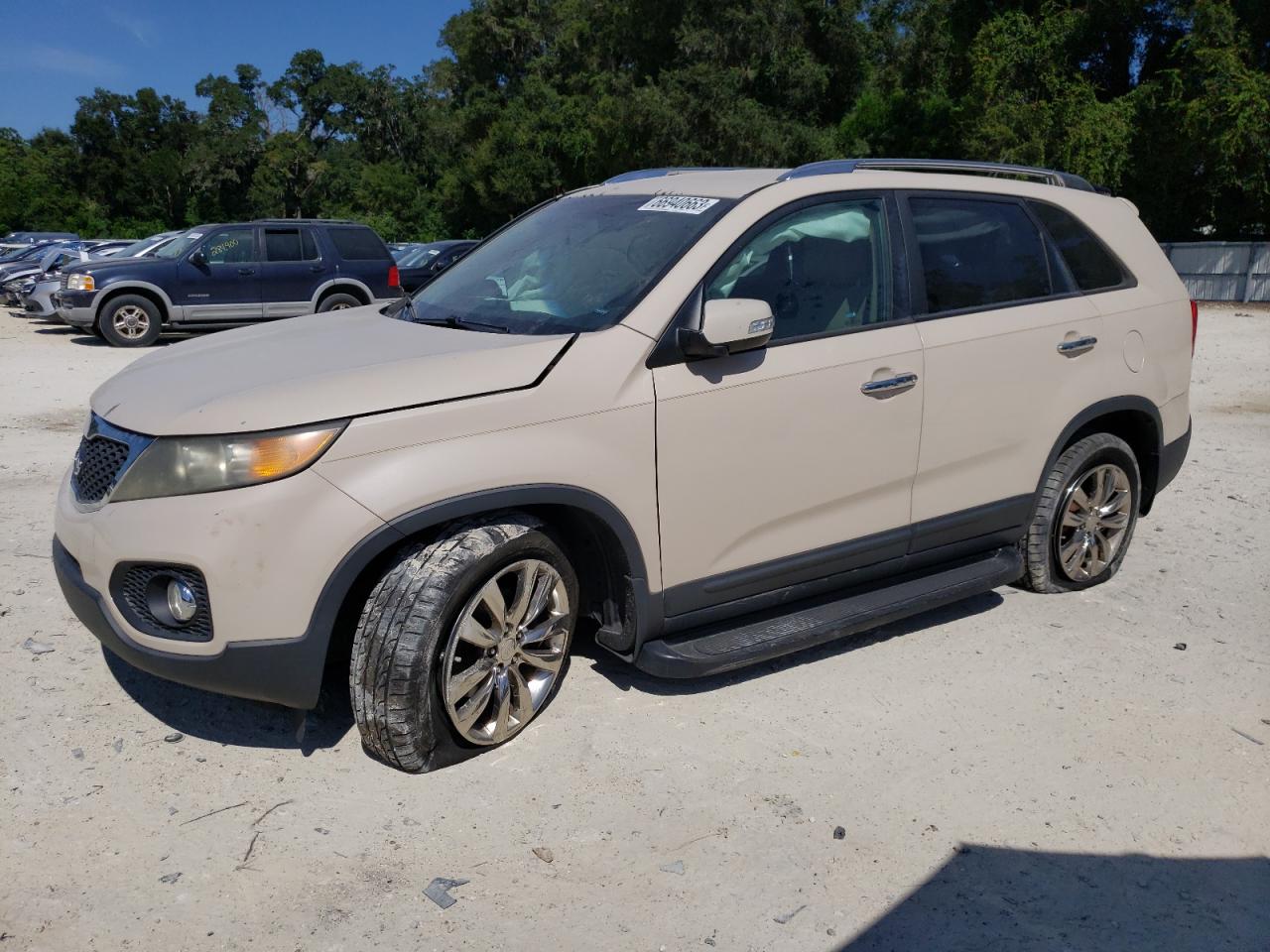 KIA SORENTO 2011 5xyku3a19bg103579