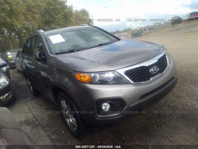 KIA SORENTO 2013 5xyku3a21dg322340