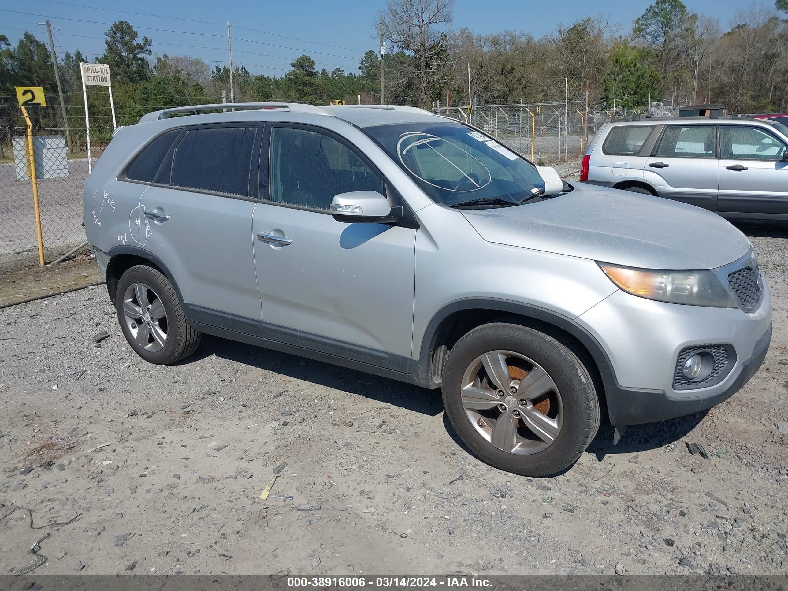 KIA SORENTO 2013 5xyku3a6xdg406241