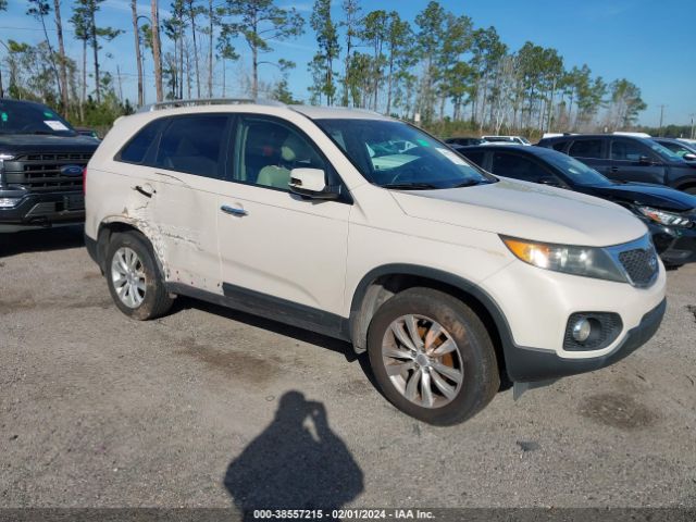 KIA SORENTO 2011 5xyku4a15bg030619