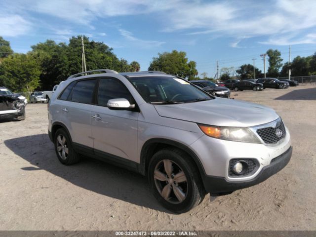 KIA SORENTO 2013 5xyku4a20dg371941