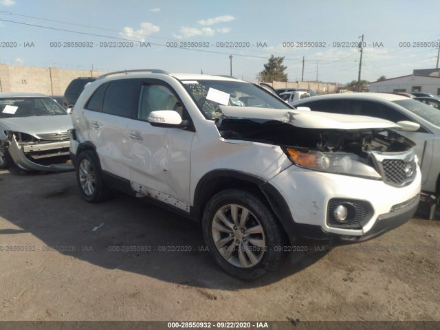 KIA SORENTO 2011 5xyku4a22bg054577