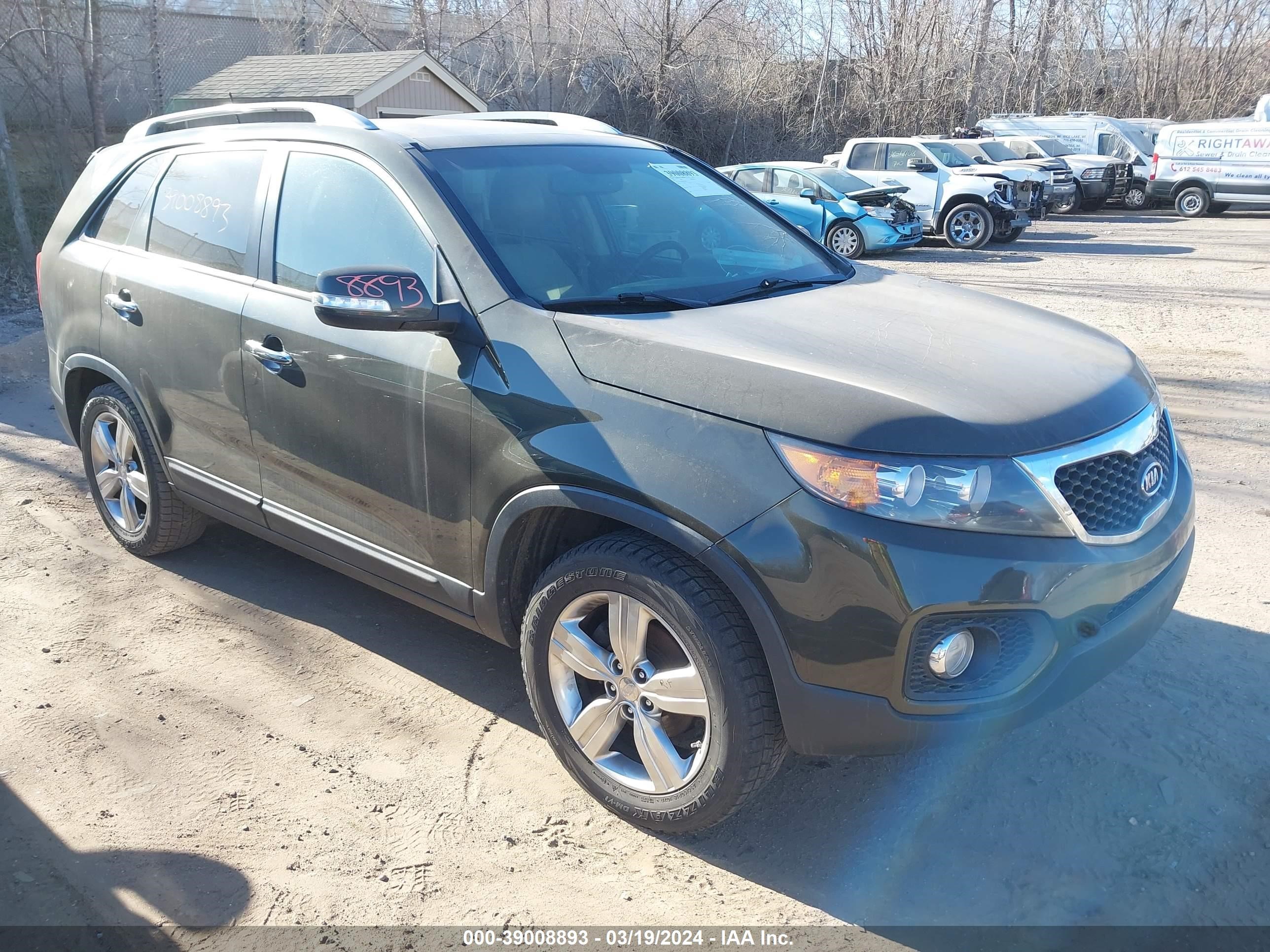 KIA SORENTO 2012 5xyku4a28cg206122