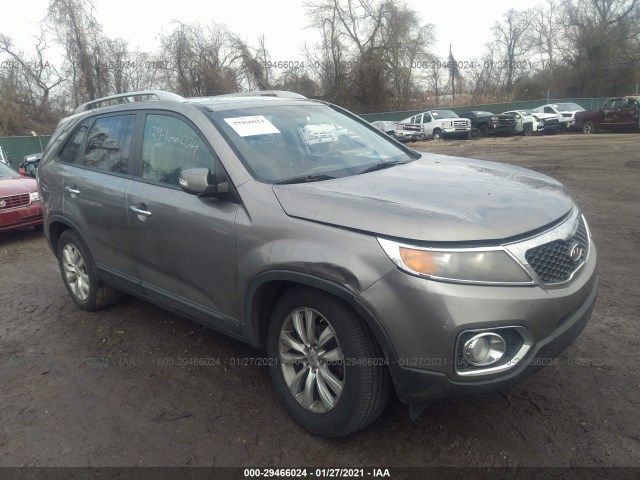 KIA SORENTO 2011 5xyku4a29bg135219