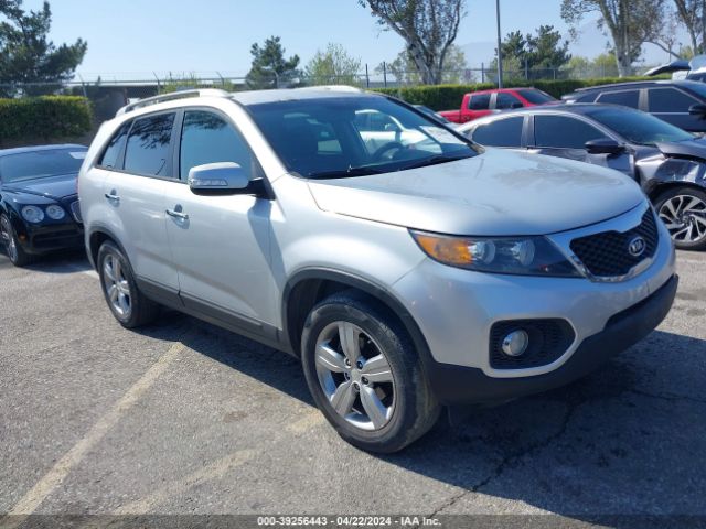 KIA SORENTO 2013 5xyku4a66dg373504