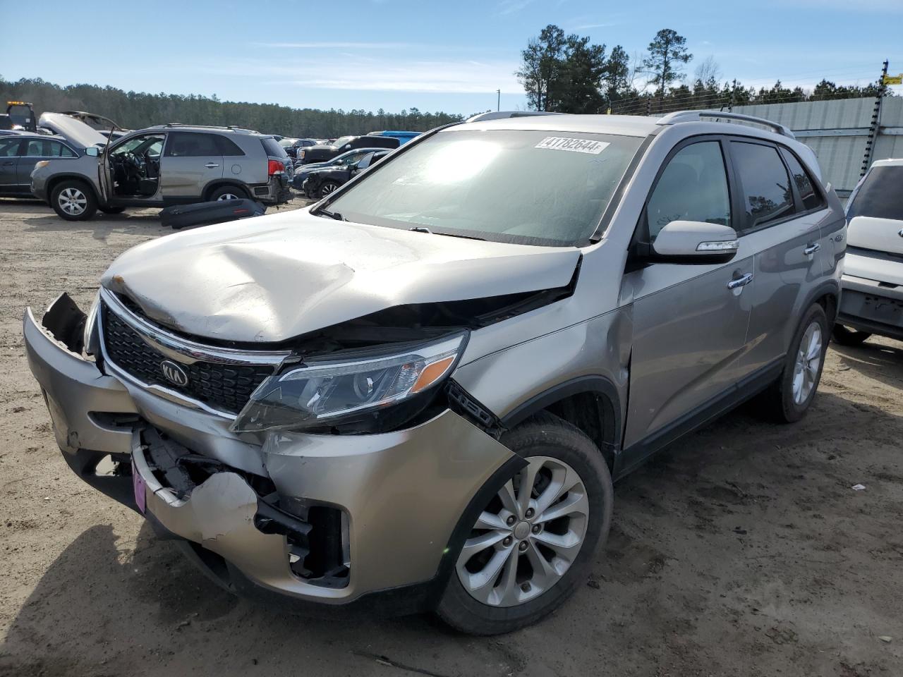 KIA SORENTO 2014 5xyku4a72eg491091