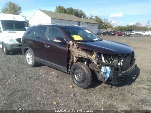 KIA SORENTO 2014 5xyku4a79eg464437