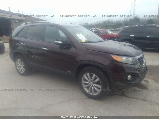 KIA SORENTO 2011 5xykuca11bg180172