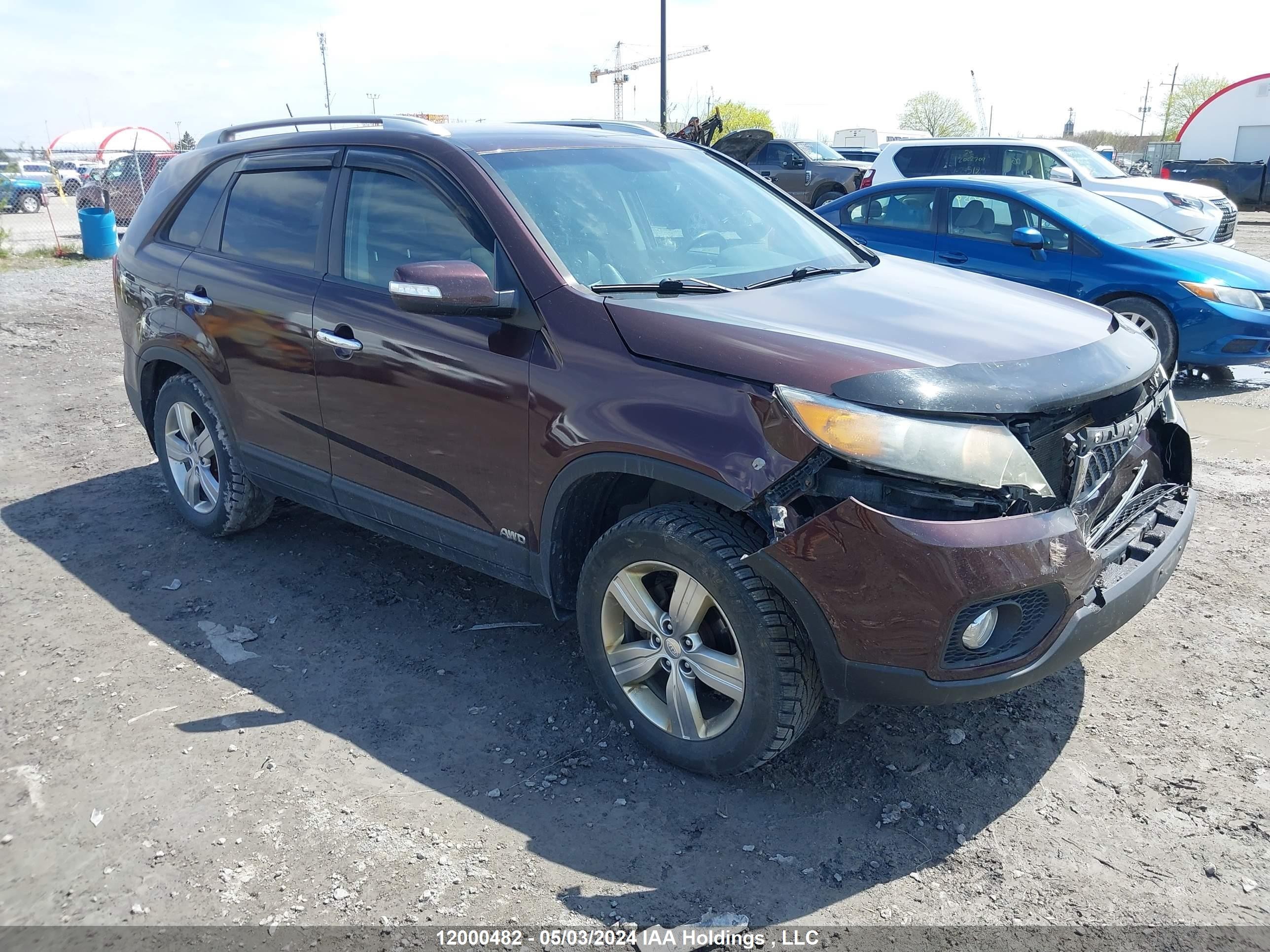 KIA SORENTO 2012 5xykuca63cg236402