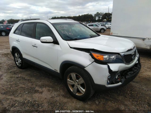 KIA SORENTO 2013 5xykuca64dg406882