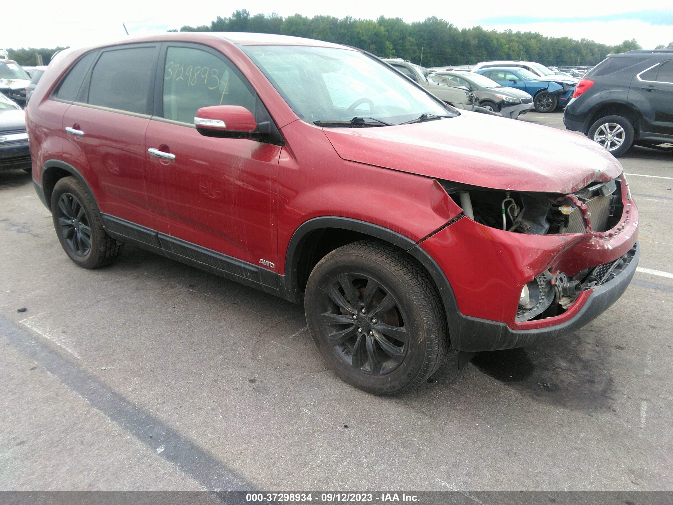 KIA SORENTO 2011 5xykuda21bg021795