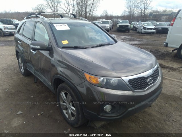 KIA SORENTO 2013 5xykuda21dg316348