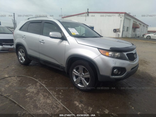 KIA SORENTO 2013 5xykuda21dg375030