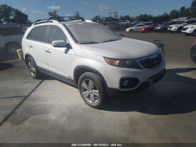 KIA SORENTO 2013 5xykuda21dg383998