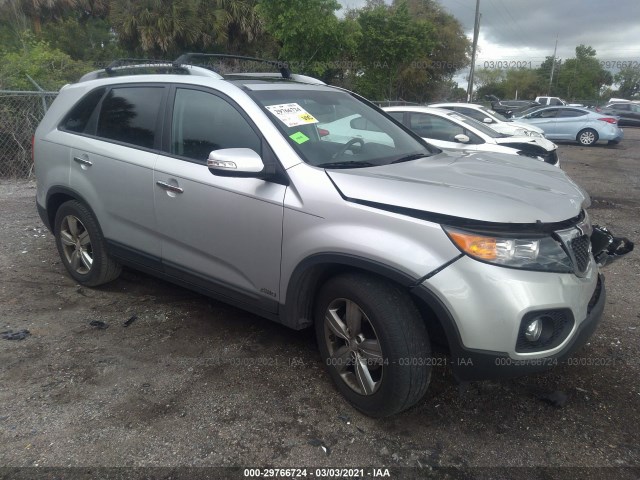 KIA SORENTO 2013 5xykuda21dg411332