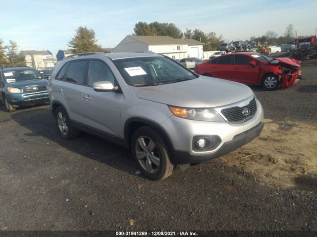 KIA SORENTO 2013 5xykuda21dg412495