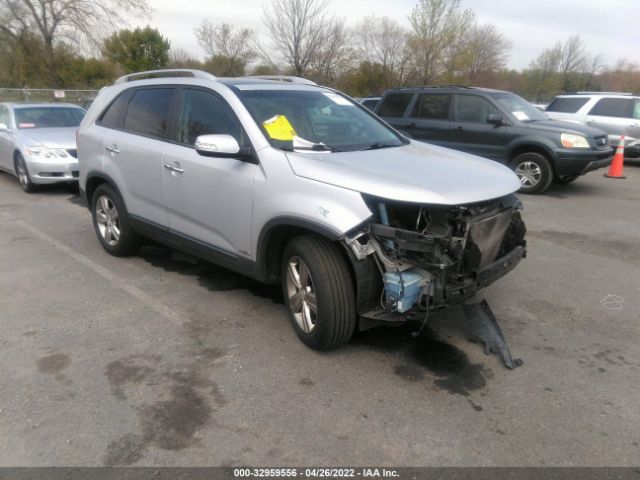 KIA SORENTO 2013 5xykuda23dg365714