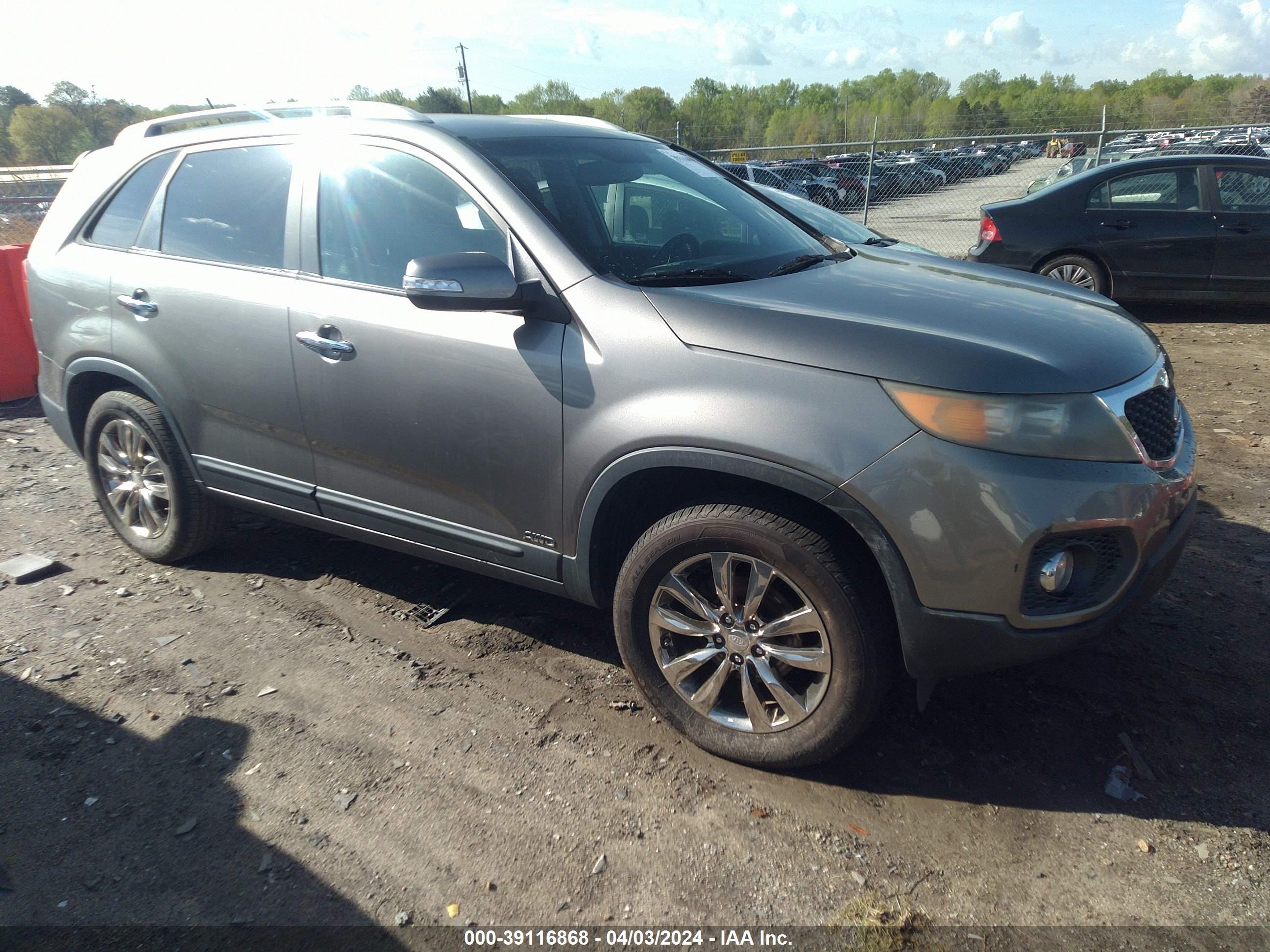 KIA SORENTO 2011 5xykuda24bg055360