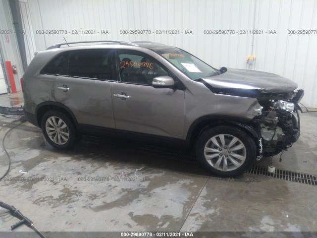 KIA SORENTO 2011 5xykuda25bg088691