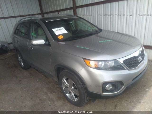 KIA SORENTO 2013 5xykuda25dg410992