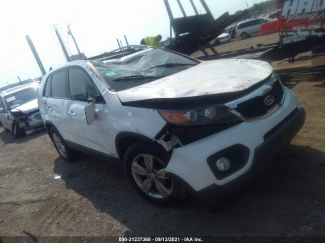 KIA SORENTO 2013 5xykuda26dg365562