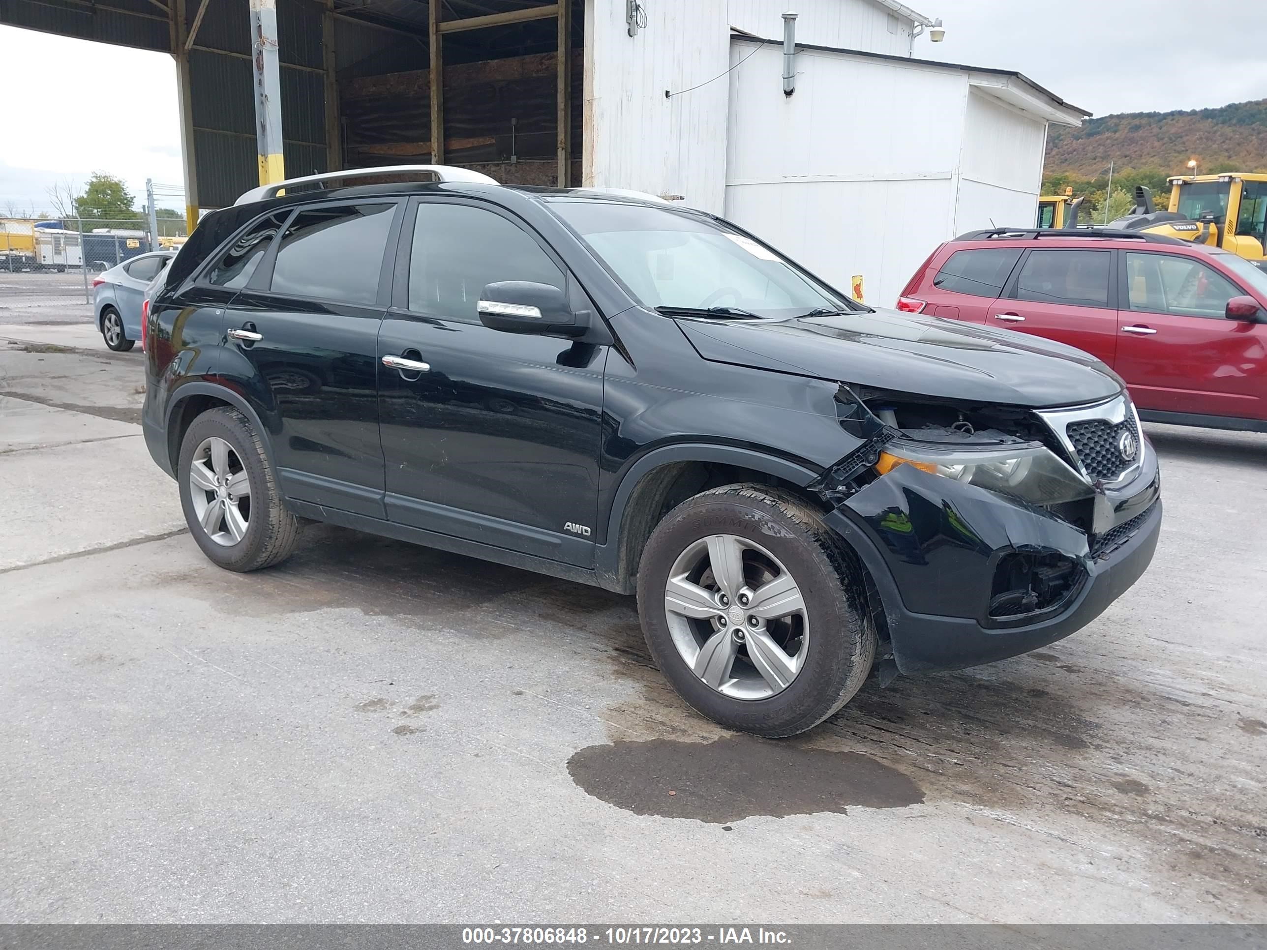 KIA SORENTO 2013 5xykuda26dg367814