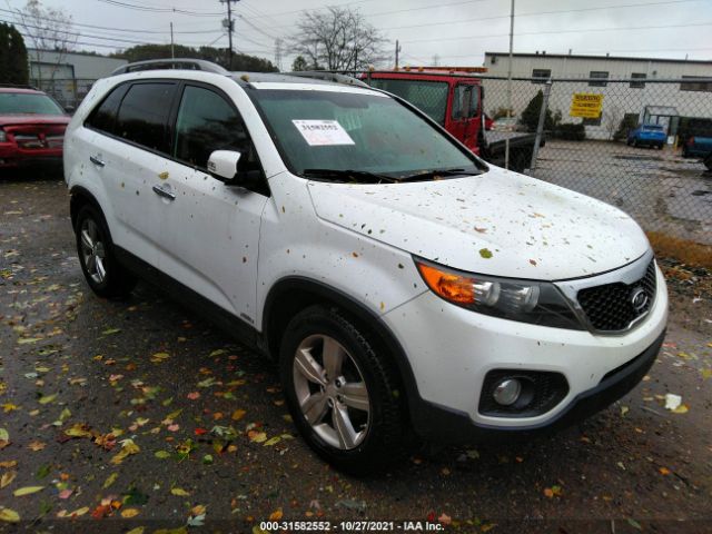 KIA SORENTO 2013 5xykuda26dg411729