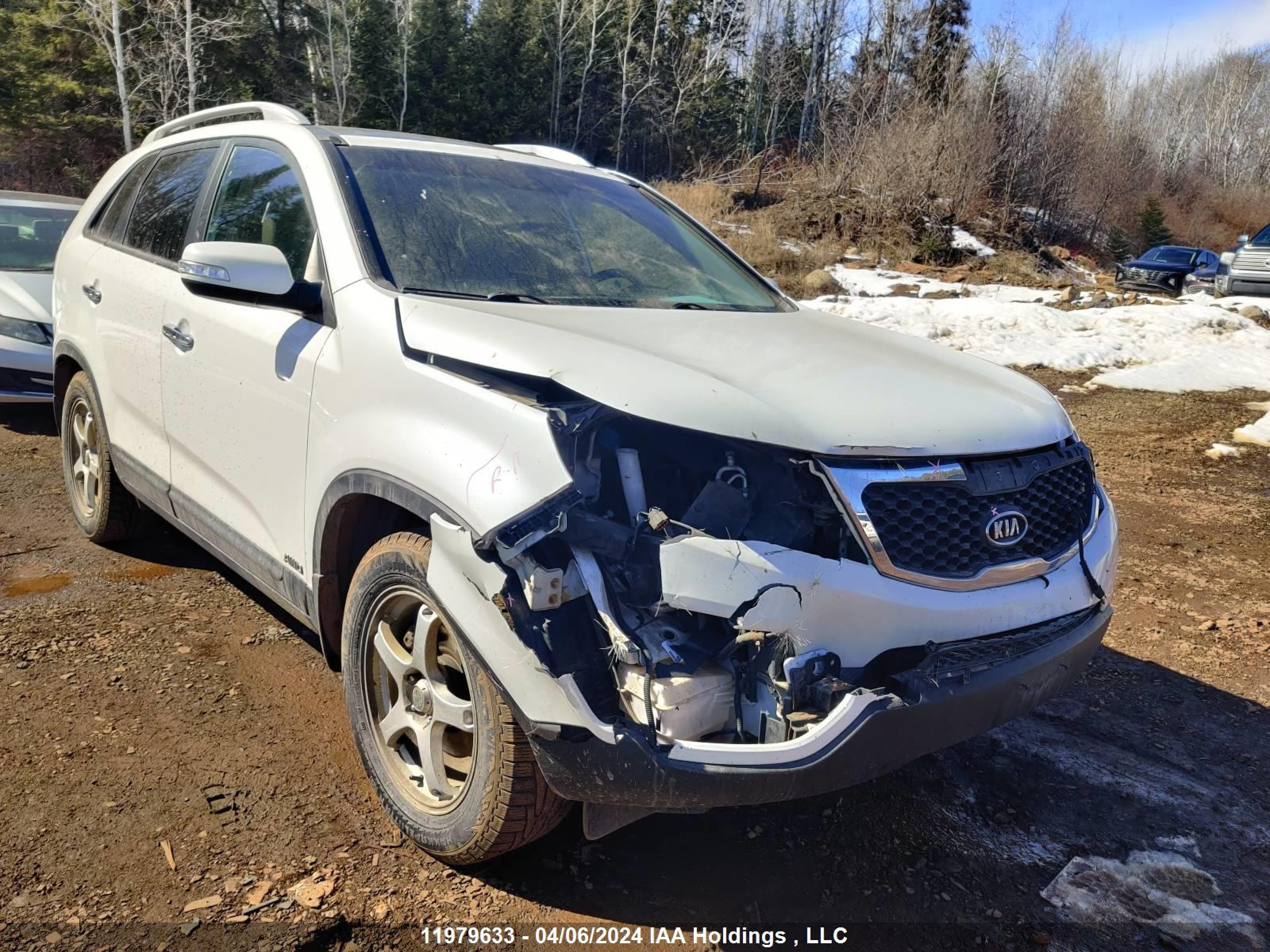 KIA SORENTO 2012 5xykuda27cg237667