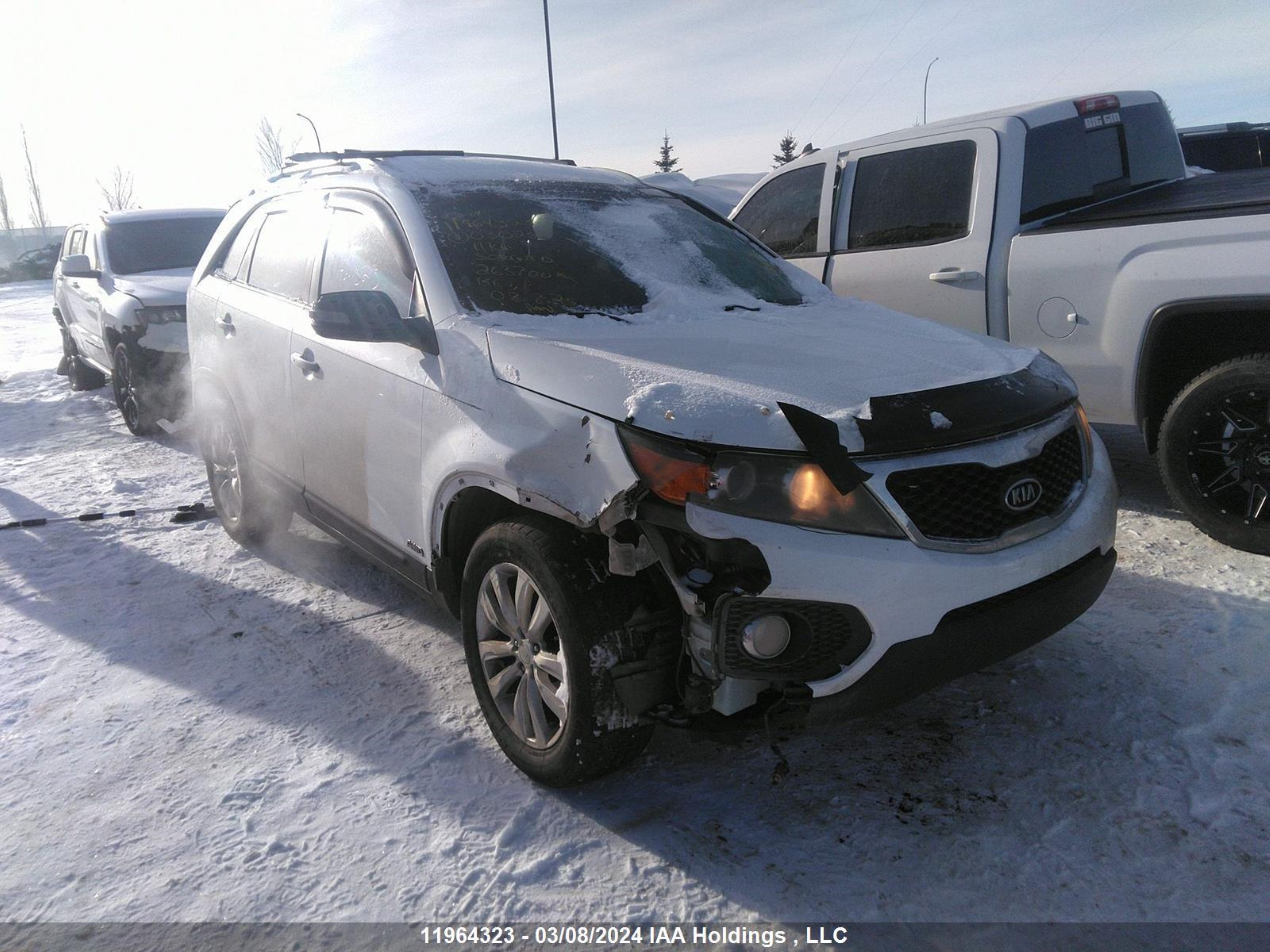 KIA SORENTO 2011 5xykuda28bg030252