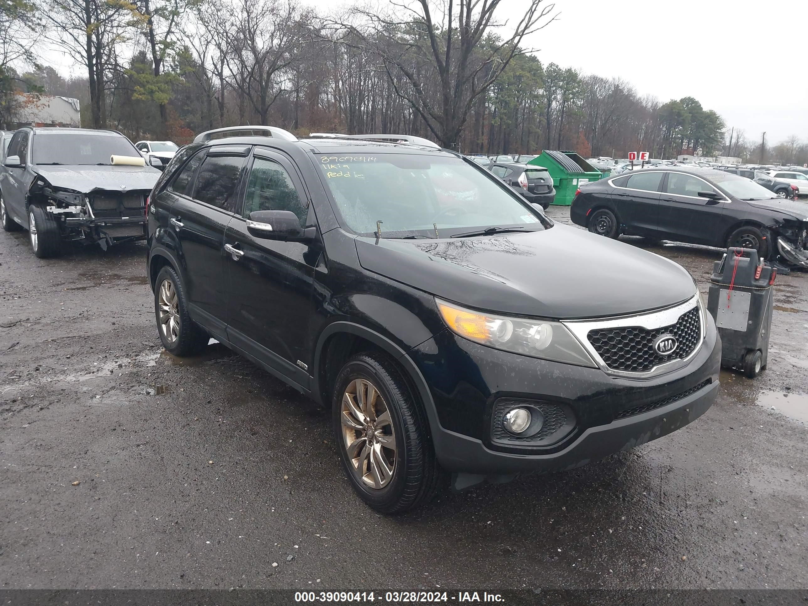 KIA SORENTO 2011 5xykuda28bg090841