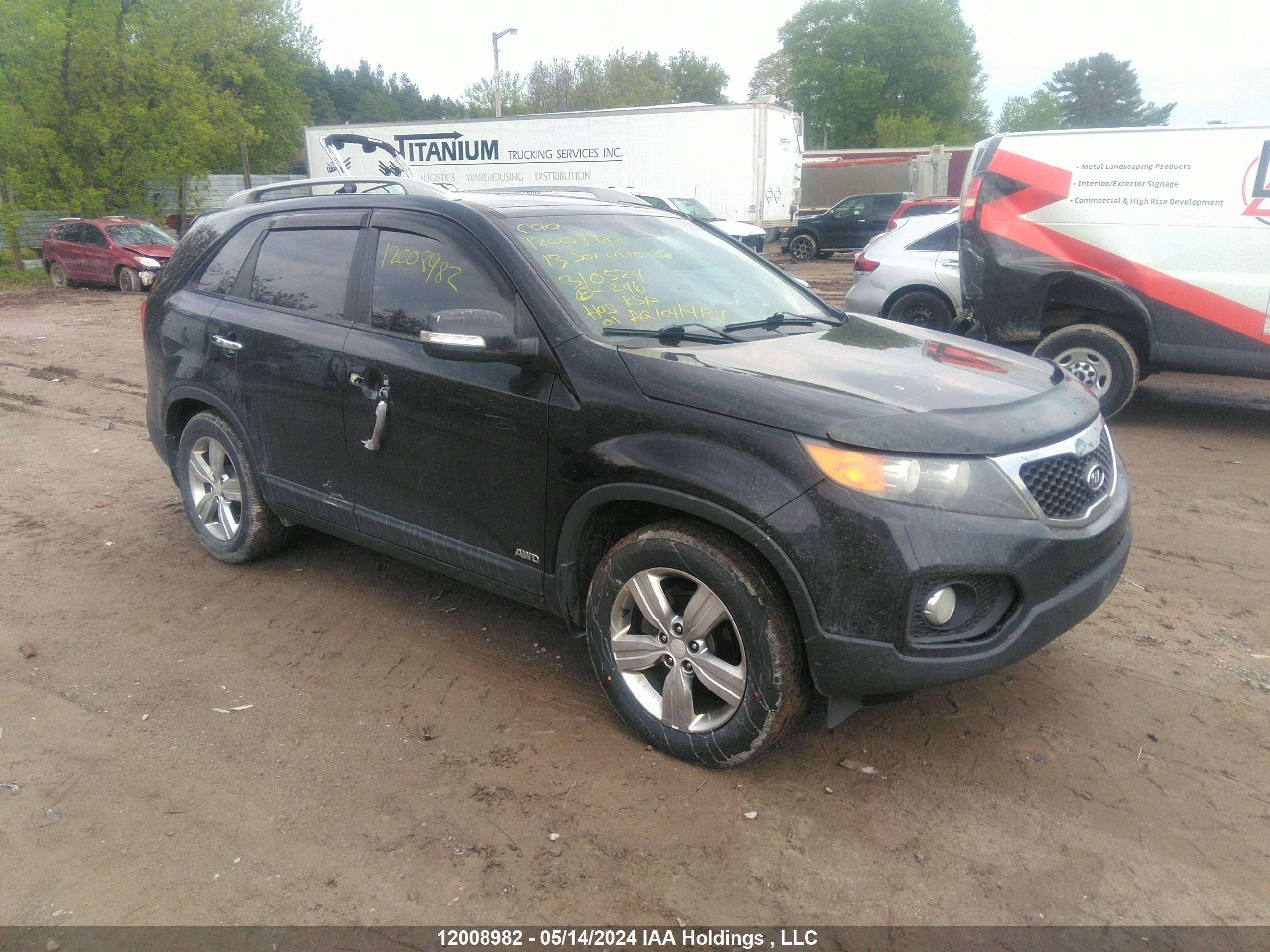 KIA SORENTO 2013 5xykuda29dg310524