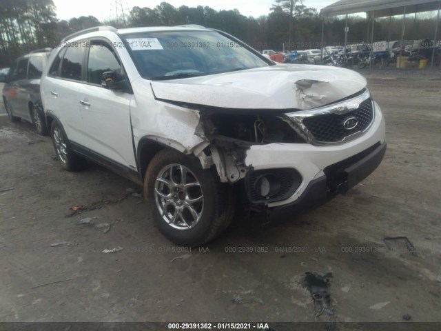 KIA SORENTO 2013 5xykuda60dg358982