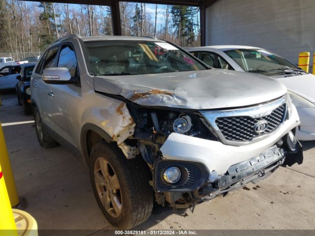 KIA SORENTO 2013 5xykuda64dg370259