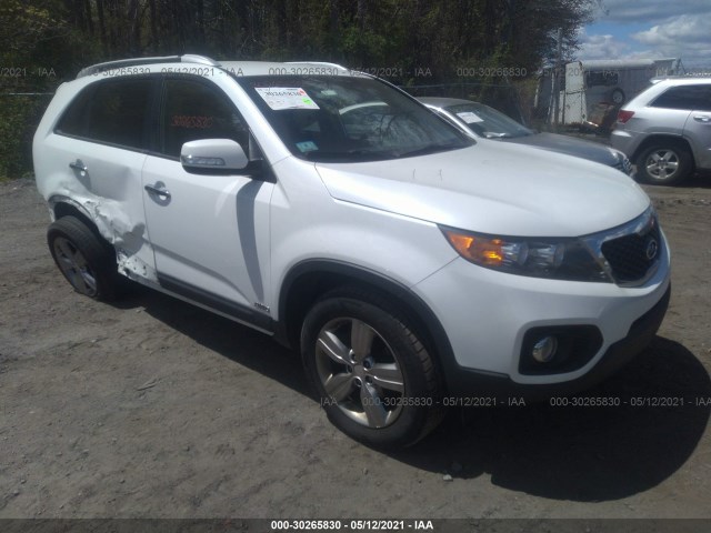 KIA SORENTO 2013 5xykuda64dg399616