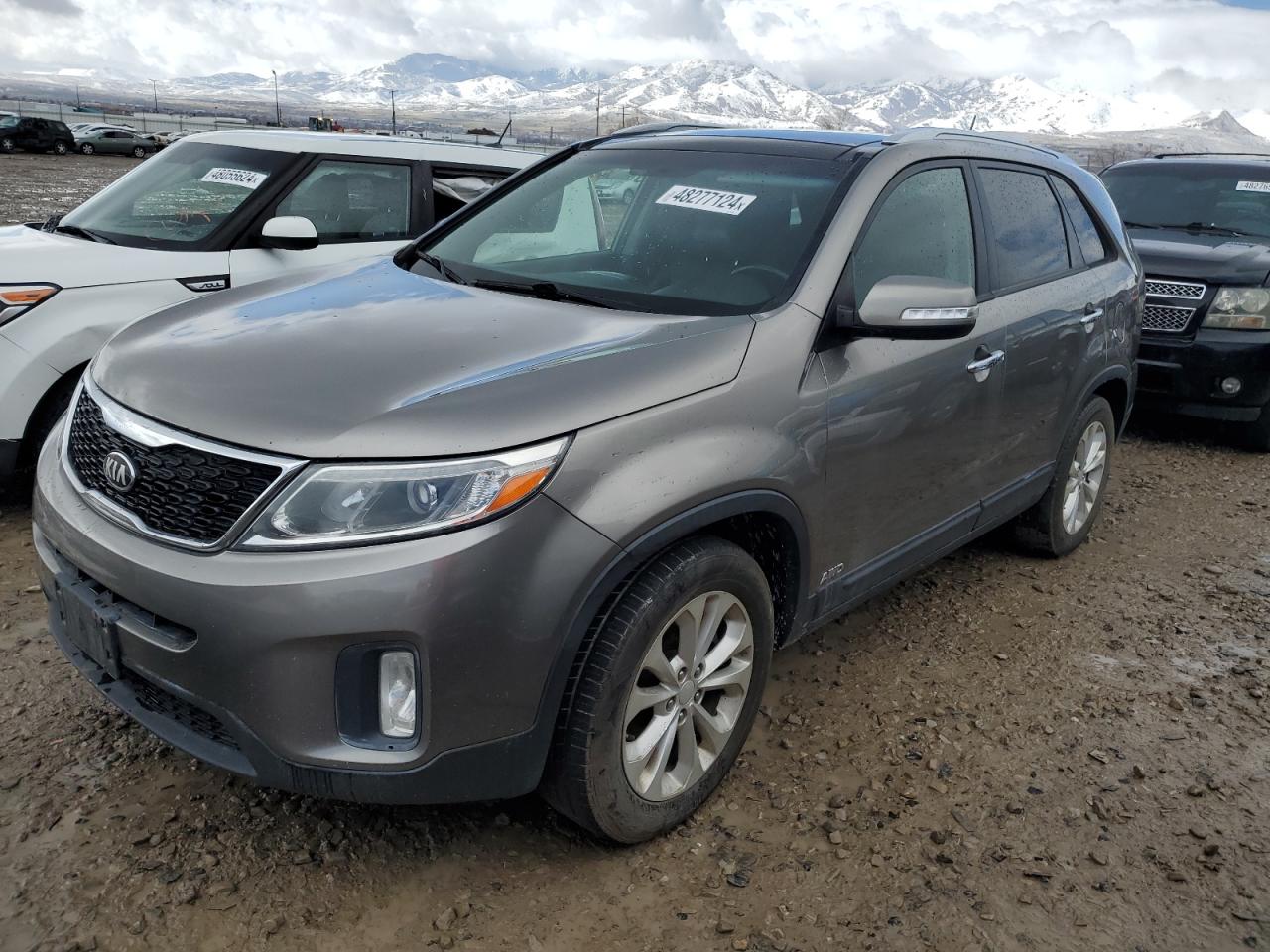 KIA SORENTO 2014 5xykuda71eg459488