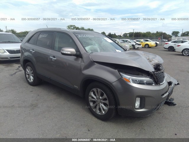 KIA SORENTO 2014 5xykuda71eg463637