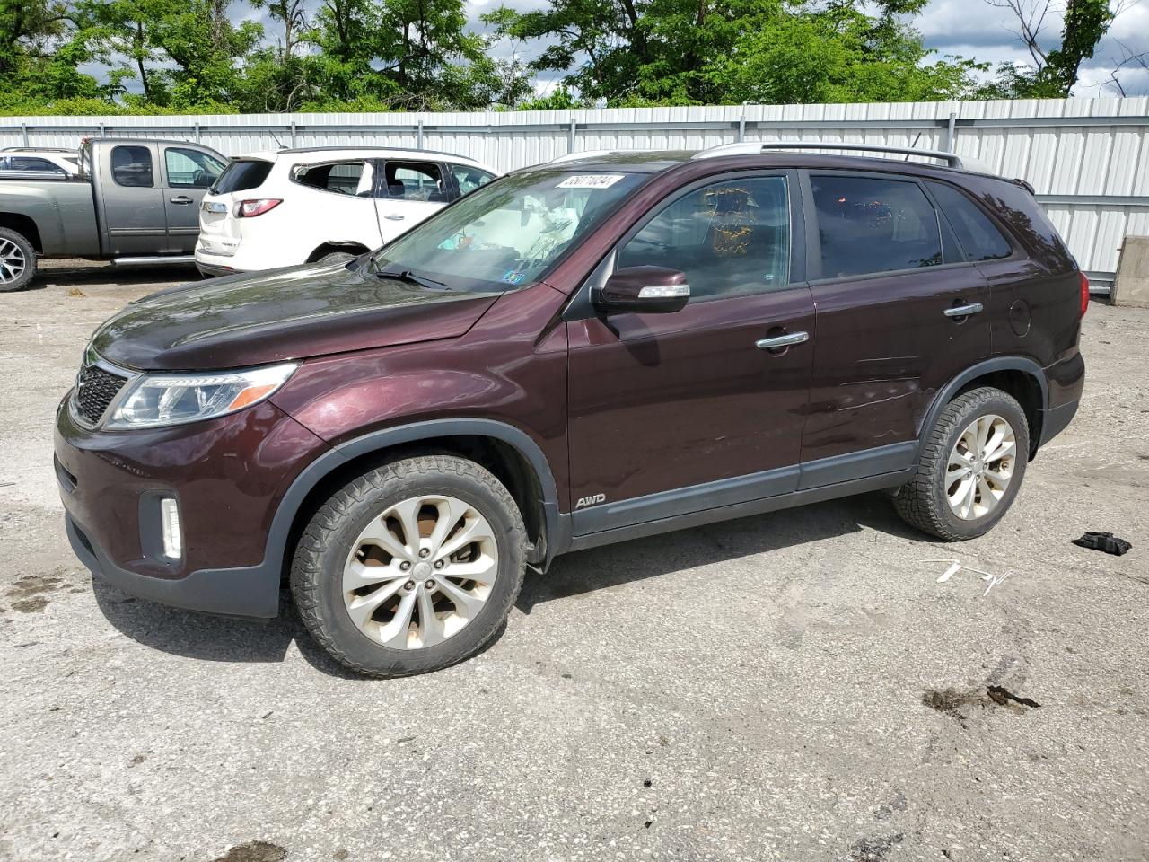 KIA SORENTO 2015 5xykuda72fg654422