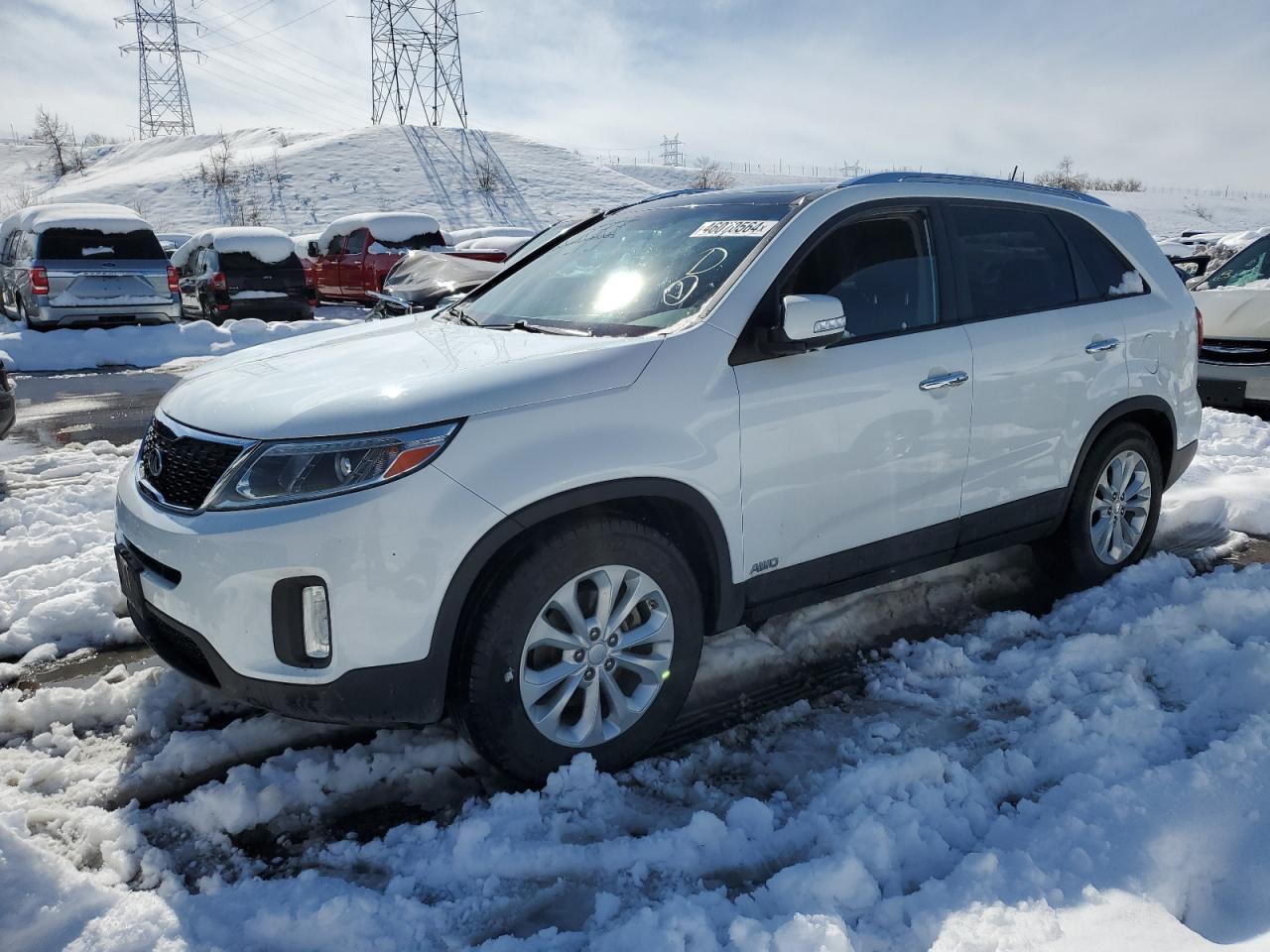 KIA SORENTO 2015 5xykuda74fg641591