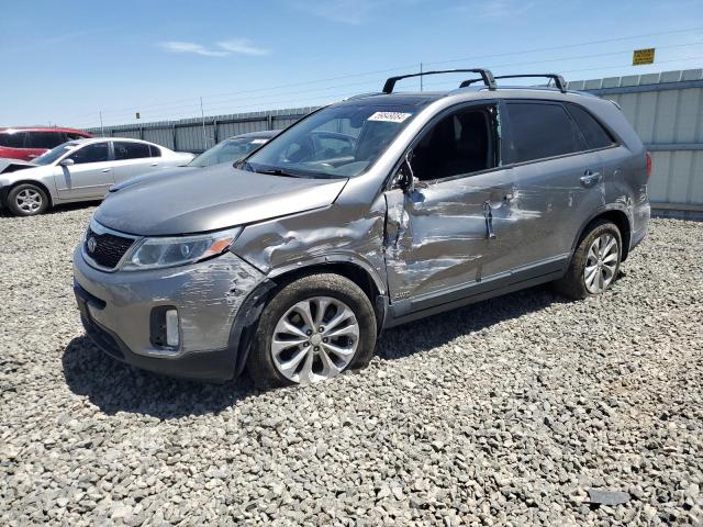 KIA SORENTO 2014 5xykuda75eg463043