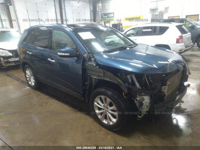 KIA SORENTO 2014 5xykuda75eg477654