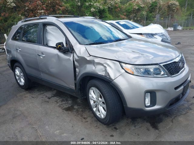 KIA SORENTO 2015 5xykuda78fg654988