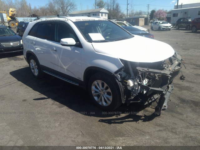 KIA SORENTO 2014 5xykuda79eg475275