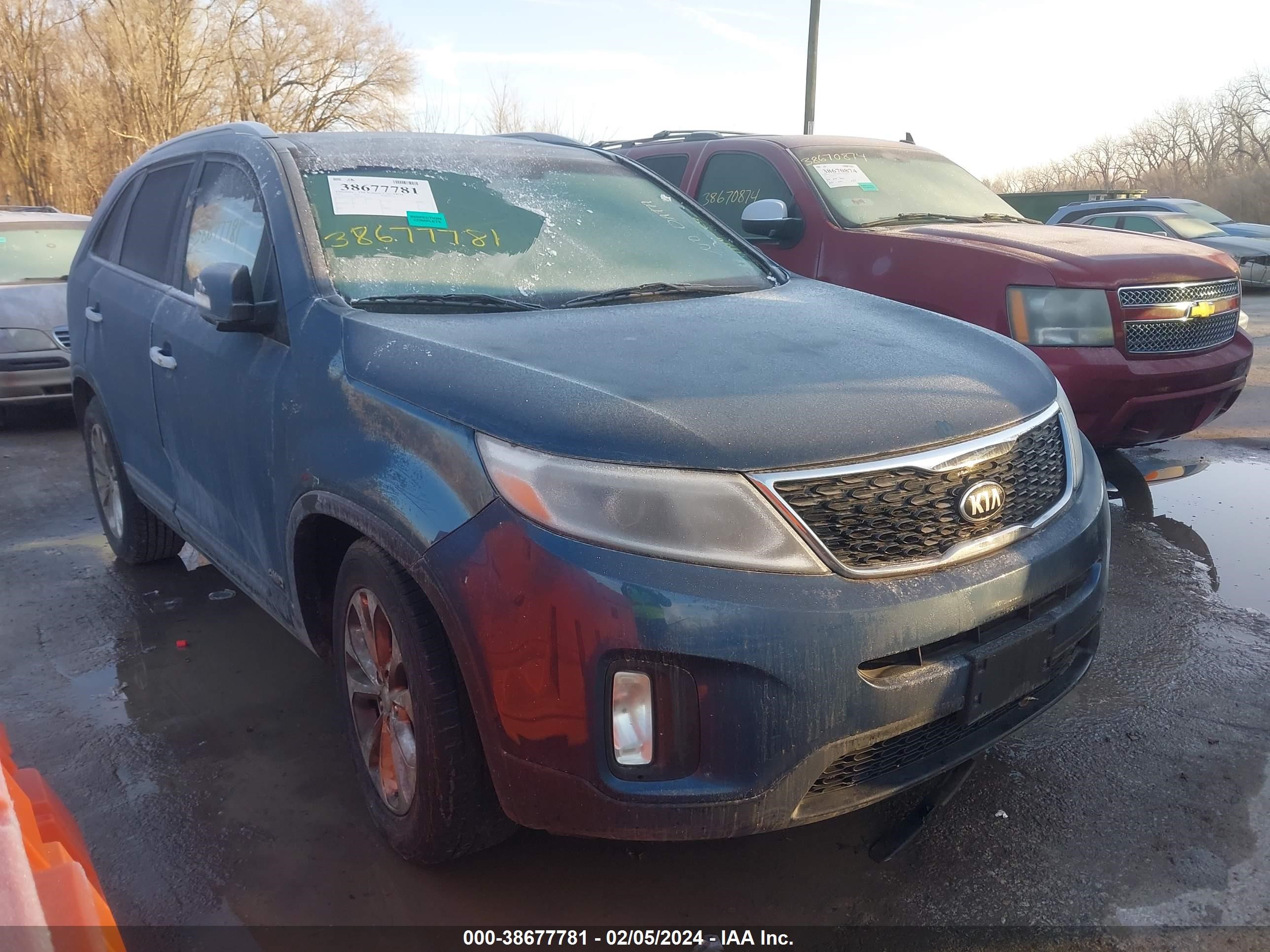 KIA SORENTO 2014 5xykuda7xeg498970