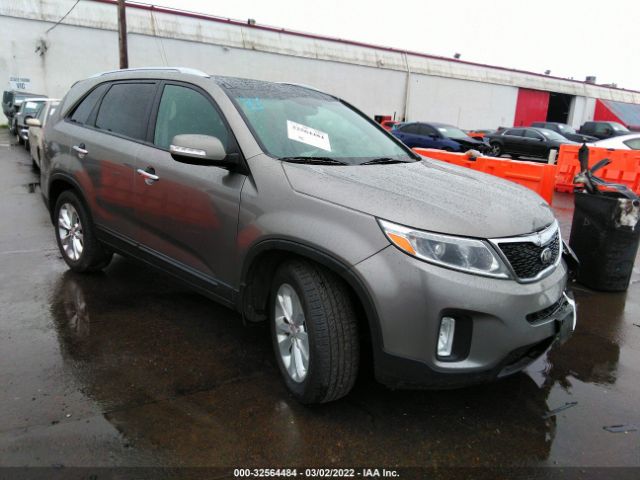 KIA SORENTO 2015 5xykuda7xfg626903