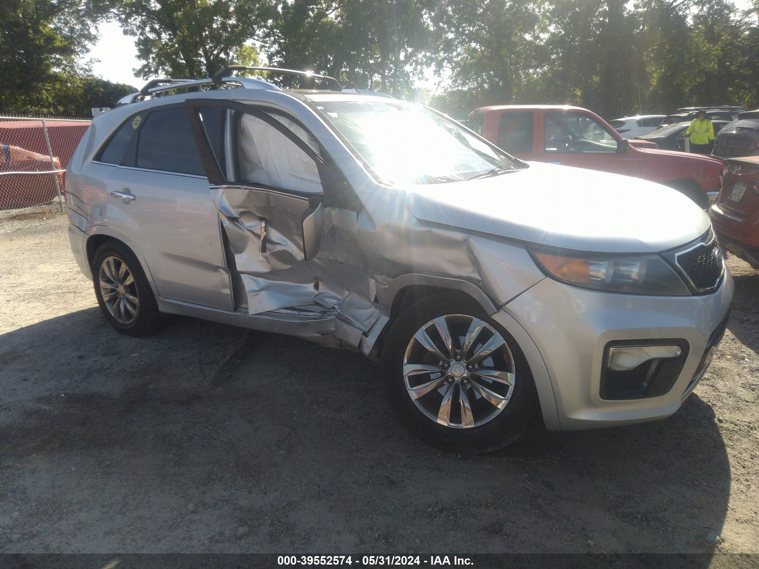 KIA SORENTO 2012 5xykw4a20cg261240